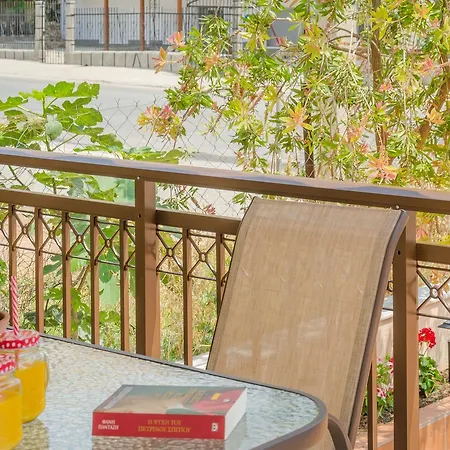 Girene Apartament *