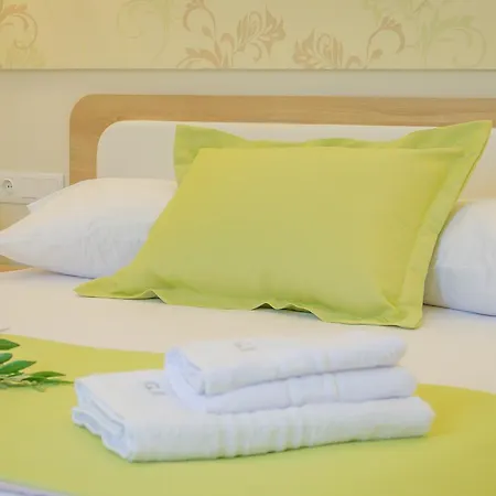 Apartament Girene *